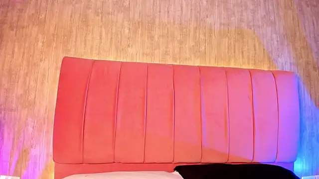 Kendra_kobein webcam