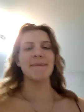 mooniekiss webcam
