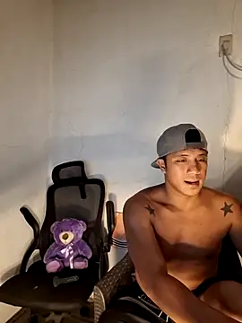 Felix_Asher webcam