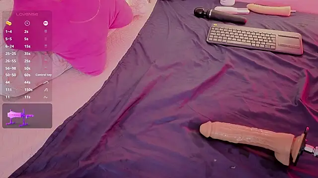 AllisonRoberts_ webcam