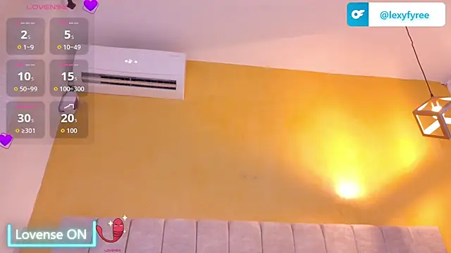 lexyfyre webcam