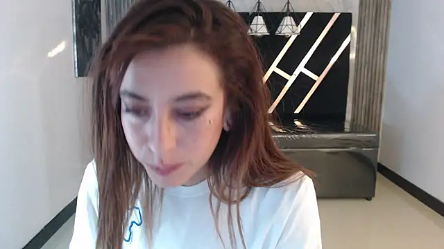 DamiaOshun_ch webcam