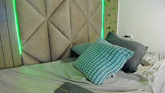 JenaCooper_ webcam