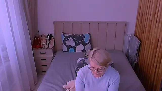 sabrinamacmarren webcam
