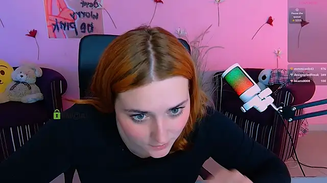 casey_meow_ webcam