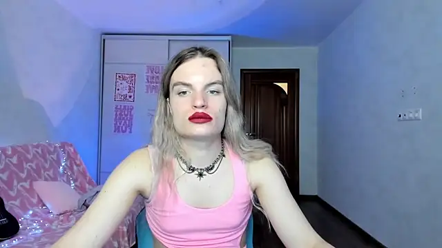 milliKira006 webcam
