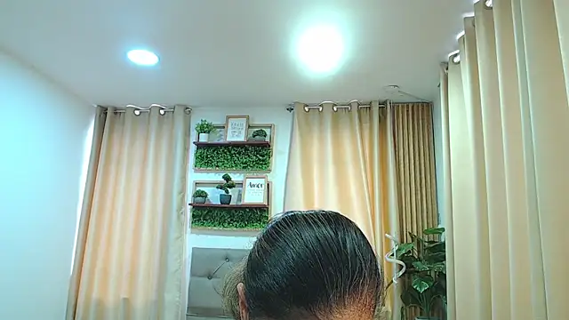 sasi_luna webcam