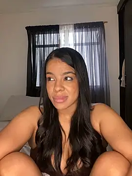 trianawhite webcam