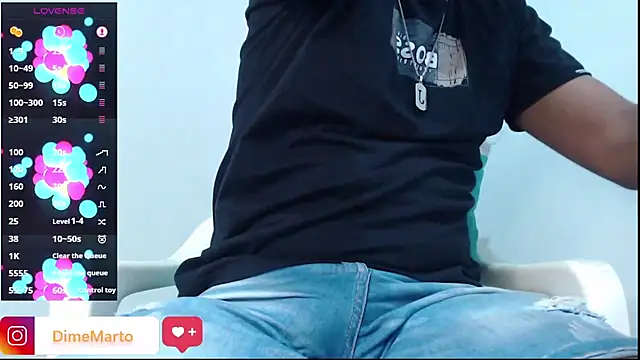 mike_black_22 webcam