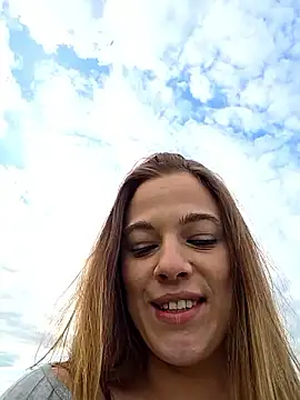 Luna_Lynn webcam