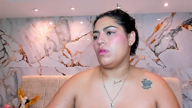 kiana_cream webcam