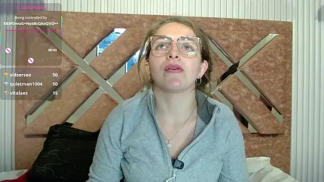 _isaabellaa webcam