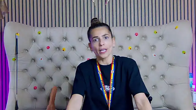 PlayfulShow webcam