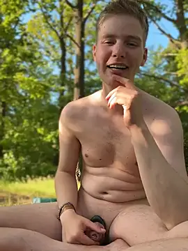 PublicLuke live sex cam