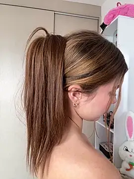 Nikii__ webcam