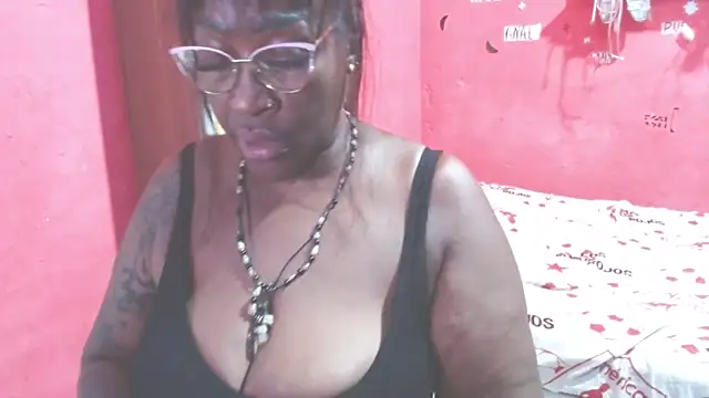 loretybig webcam