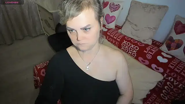 MildMature webcam