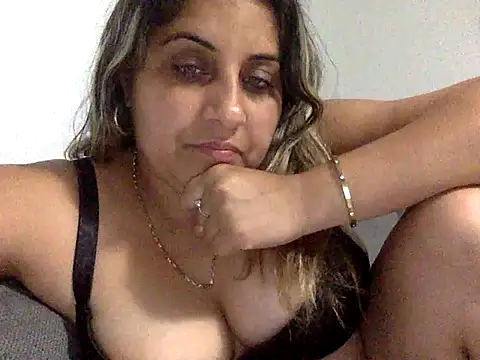Antoniasweet live sex cam