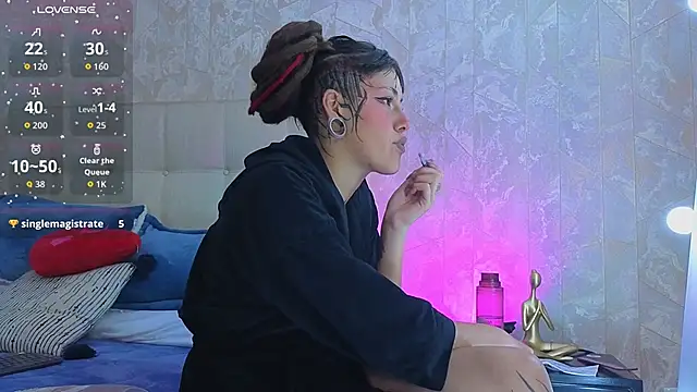_sharlotte777 webcam