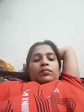 Trisha_71 webcam