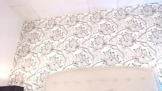 Venusandrea29 webcam