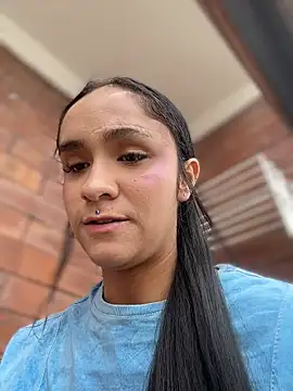 Isabella-Teen