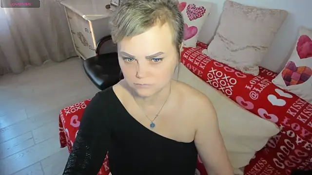 MildMature webcam