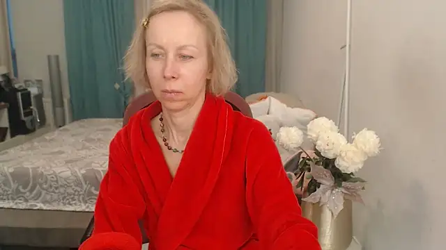 LuxuryNika webcam