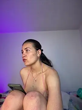 aurora_divine webcam