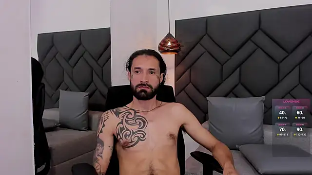 Hisoka_011 webcam