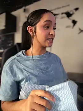 Isabella-Teen webcam