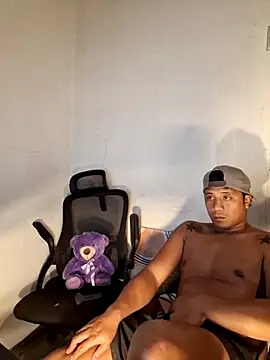 Felix_Asher webcam