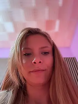 AnastasiaAniess live sex cam
