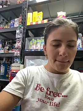 Andrea_19blonde webcam
