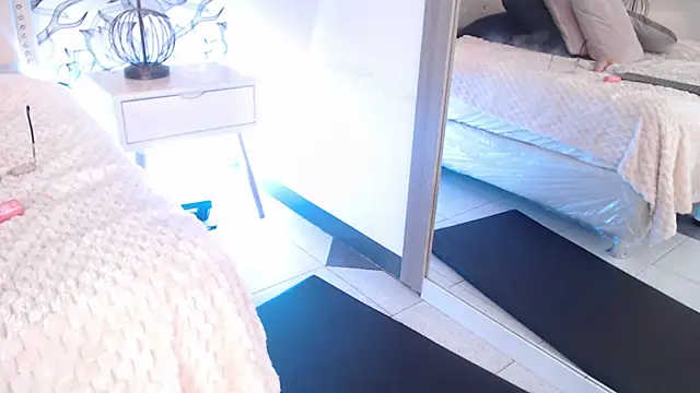 Venusandrea29 webcam