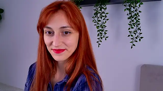 LeyaAtwood webcam