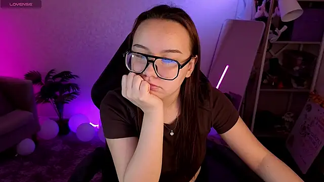 Eva_Cutties webcam
