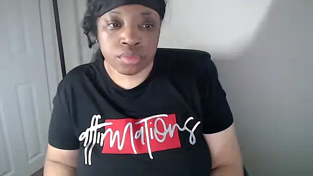 Sexymona1218 webcam