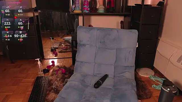 Strawberryfoxx webcam
