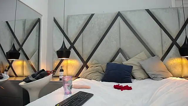 Amber_Dolls webcam