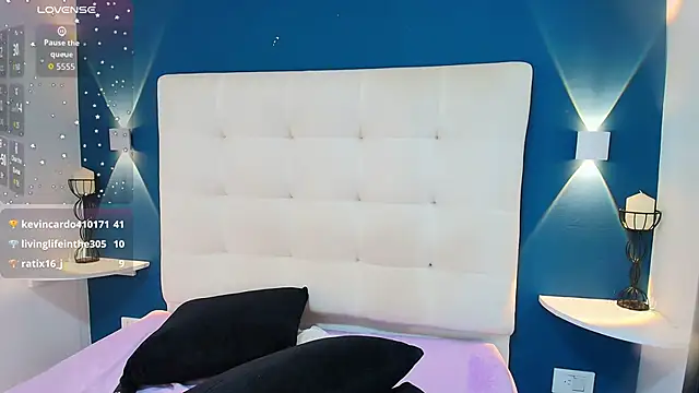 MiaaCarter_ webcam