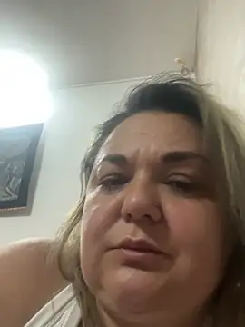 MikyVesela webcam