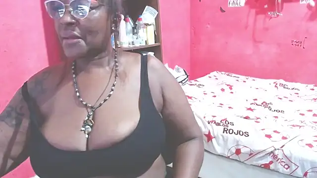 loretybig webcam