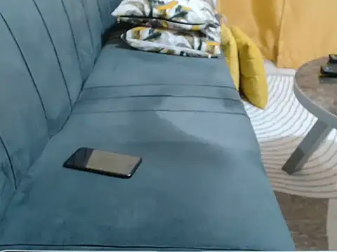 leslysexygirl webcam