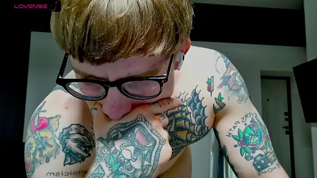 white_King9999 webcam