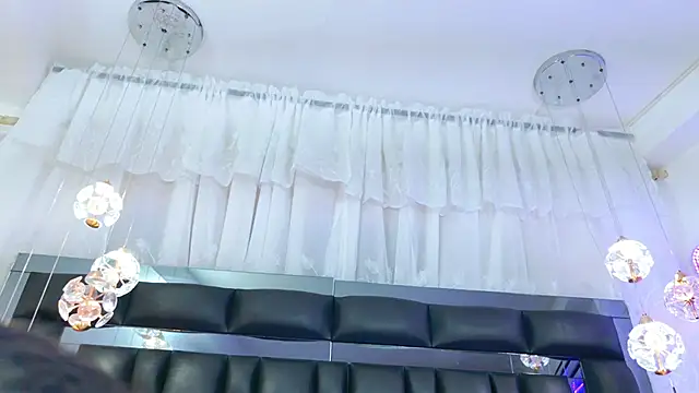 DahianaMoss webcam