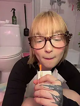 Baby_Tiny webcam