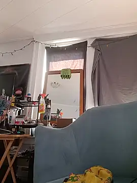 ChuckyyDee webcam