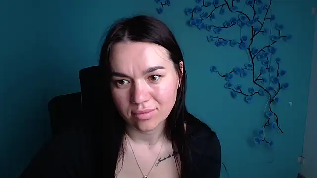 Lola_Saymyname webcam