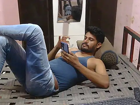 HotXKrish webcam